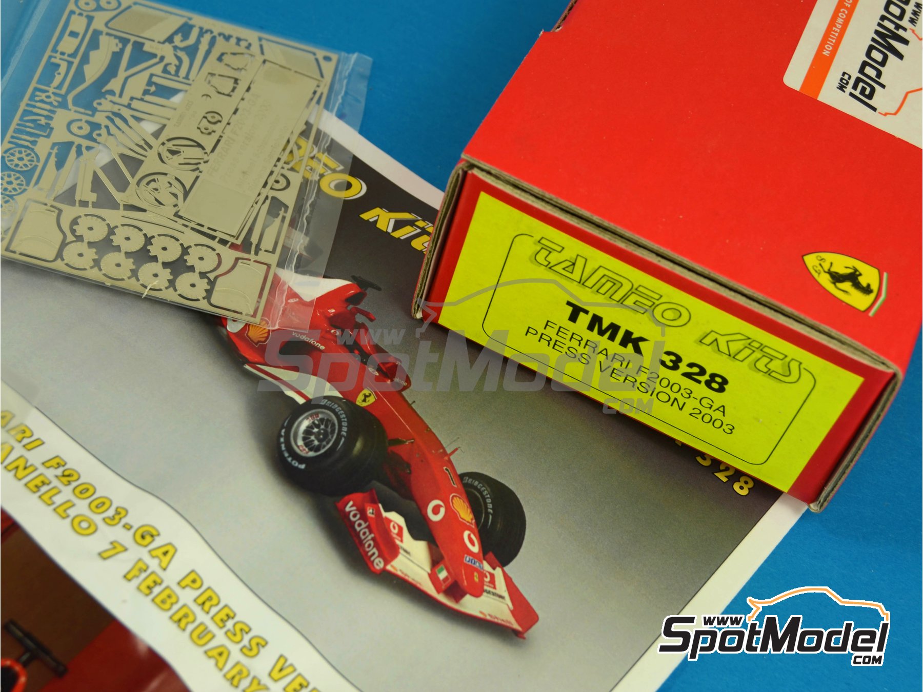 Tameo Kits TMK328: Car scale model kit 1/43 scale - Ferrari F2003